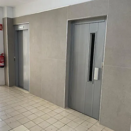 Apartamento With Small Balcony *